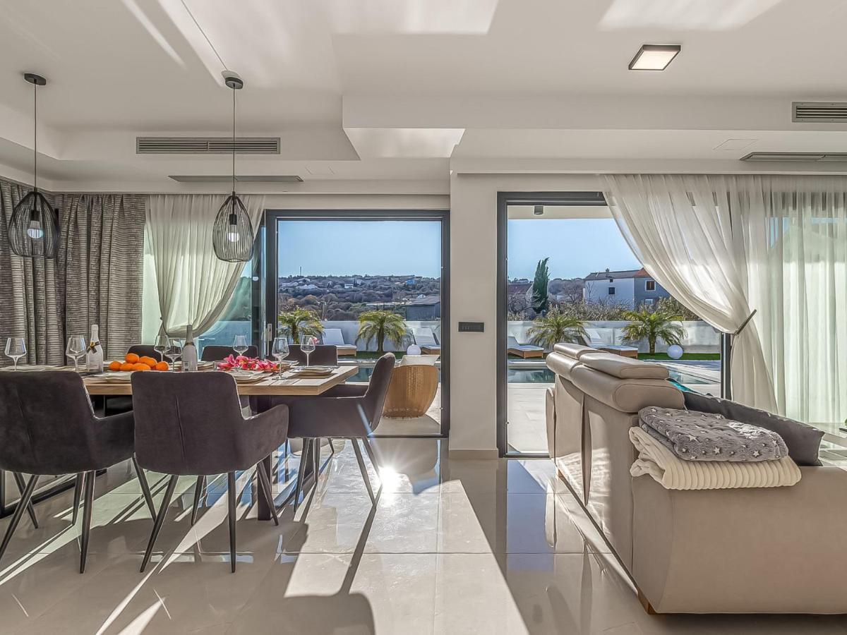 Villa Milly Vrh  Екстер'єр фото
