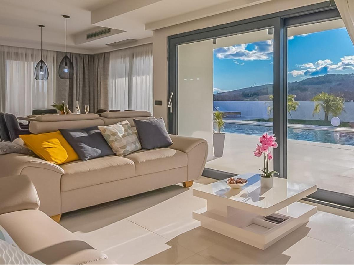 Villa Milly Vrh  Екстер'єр фото