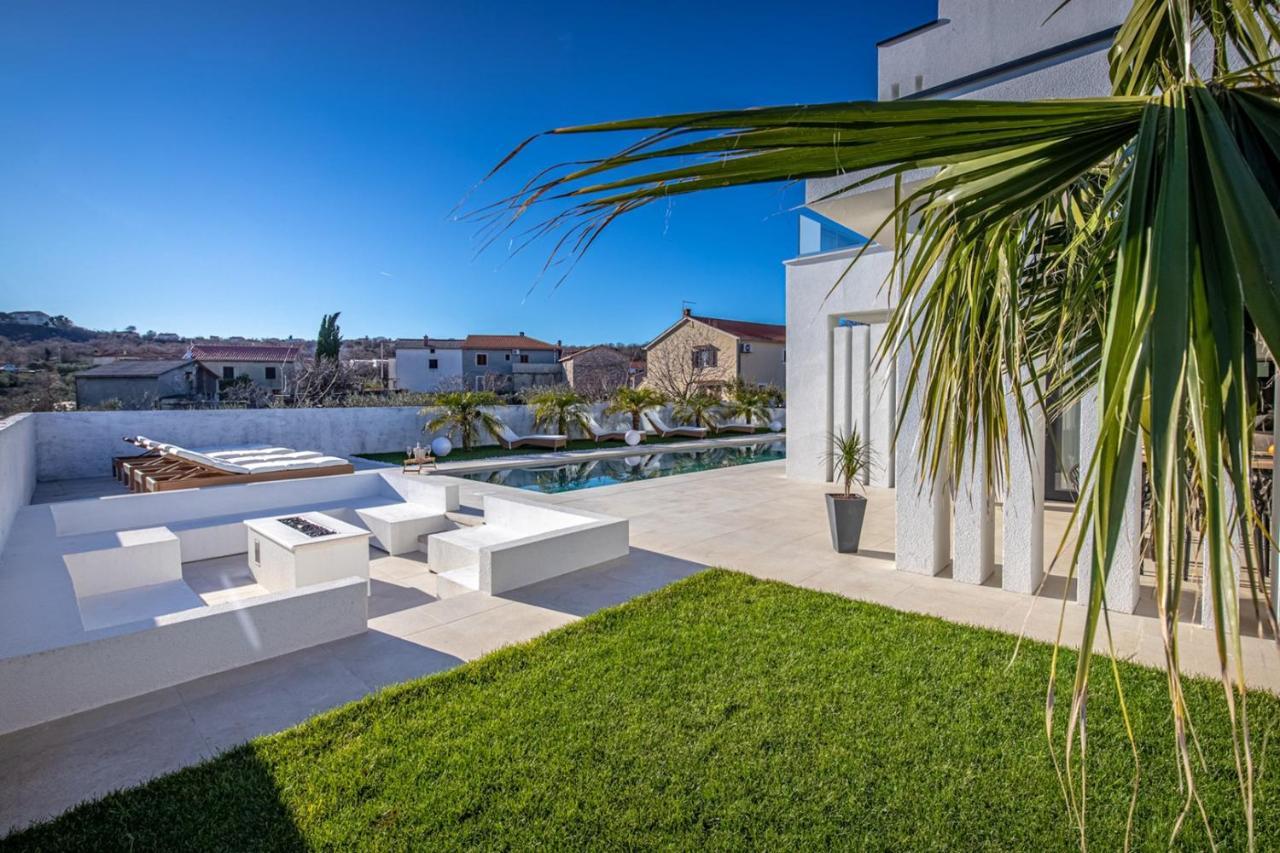 Villa Milly Vrh  Екстер'єр фото